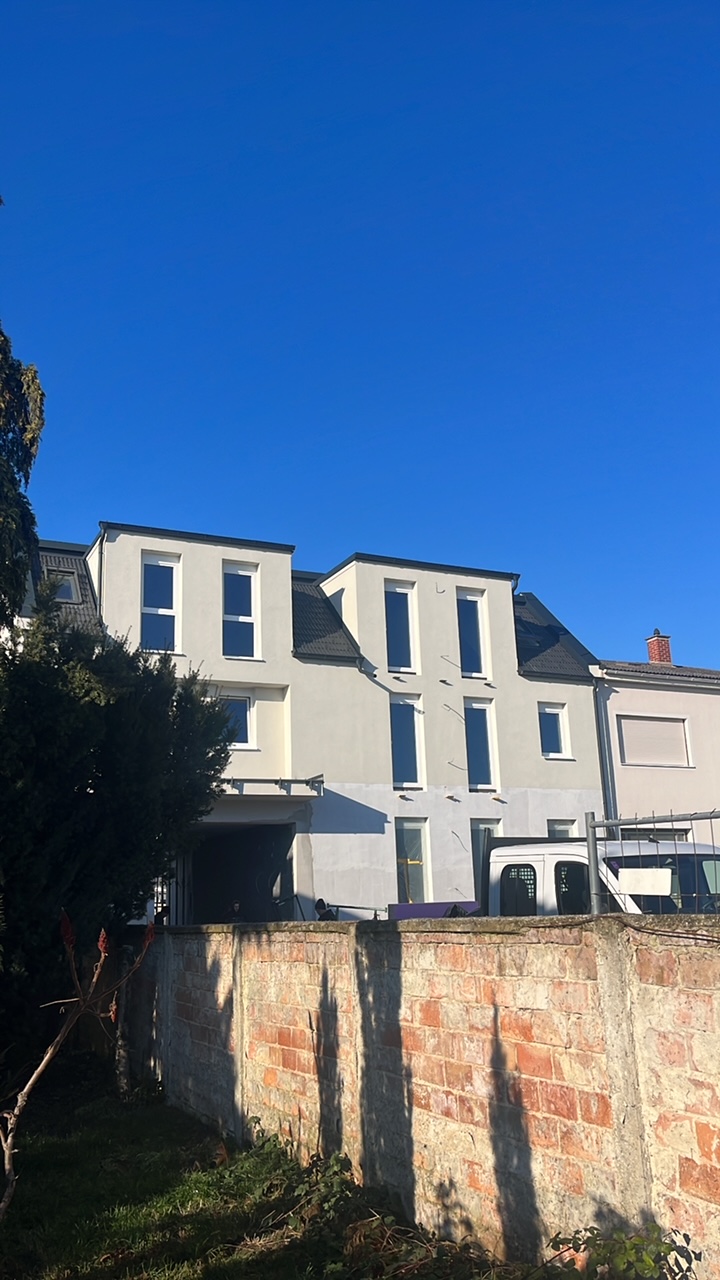 623EF85B-6F18-4B2E-917D-AE8C2656904D